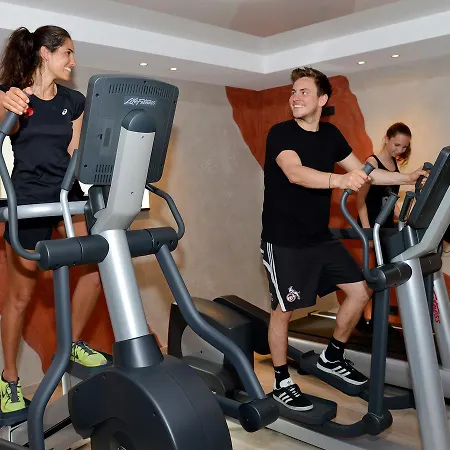 Hotel Hotel-restaurant Rotes Einhorn Düren *** Superior