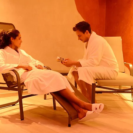 Hotel Hotel 3*